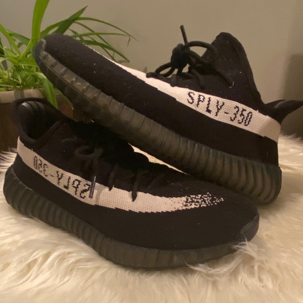 OREO ZEEZY boost 350 v2